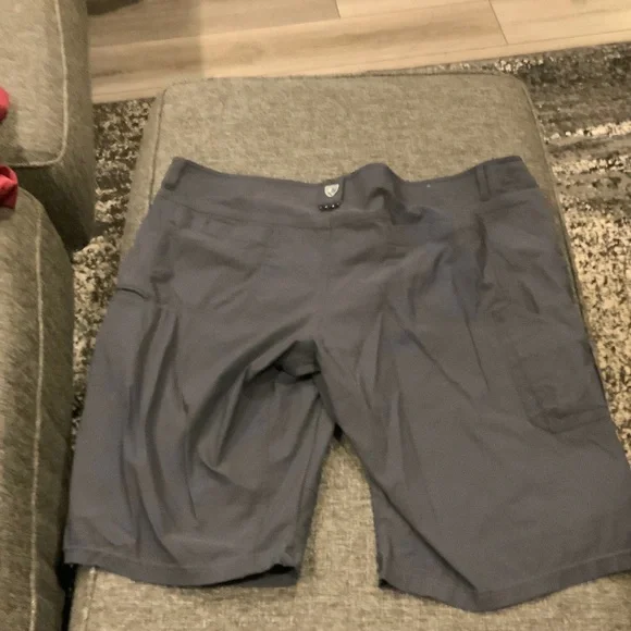 Kuhl Men's Grey Flat Front Shorts - Picture 3 of 7